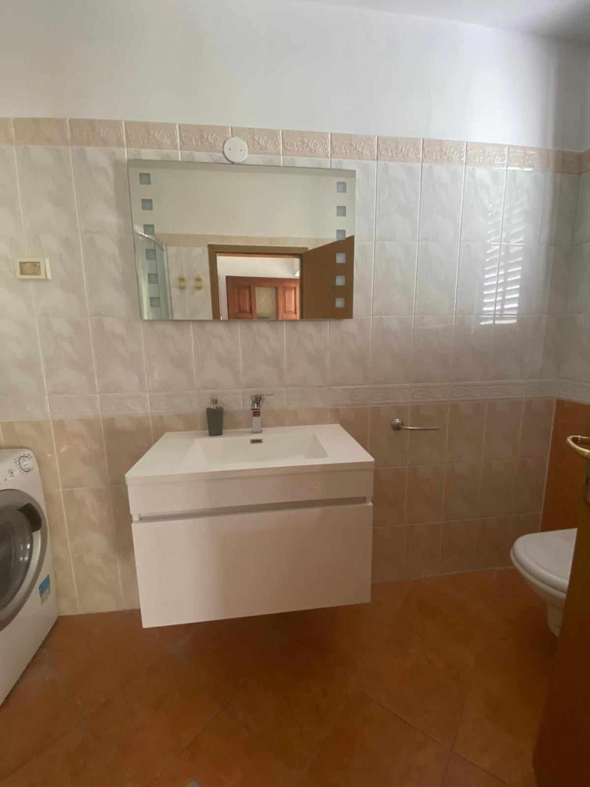 Apartma Lana21 Daire Koper Dış mekan fotoğraf